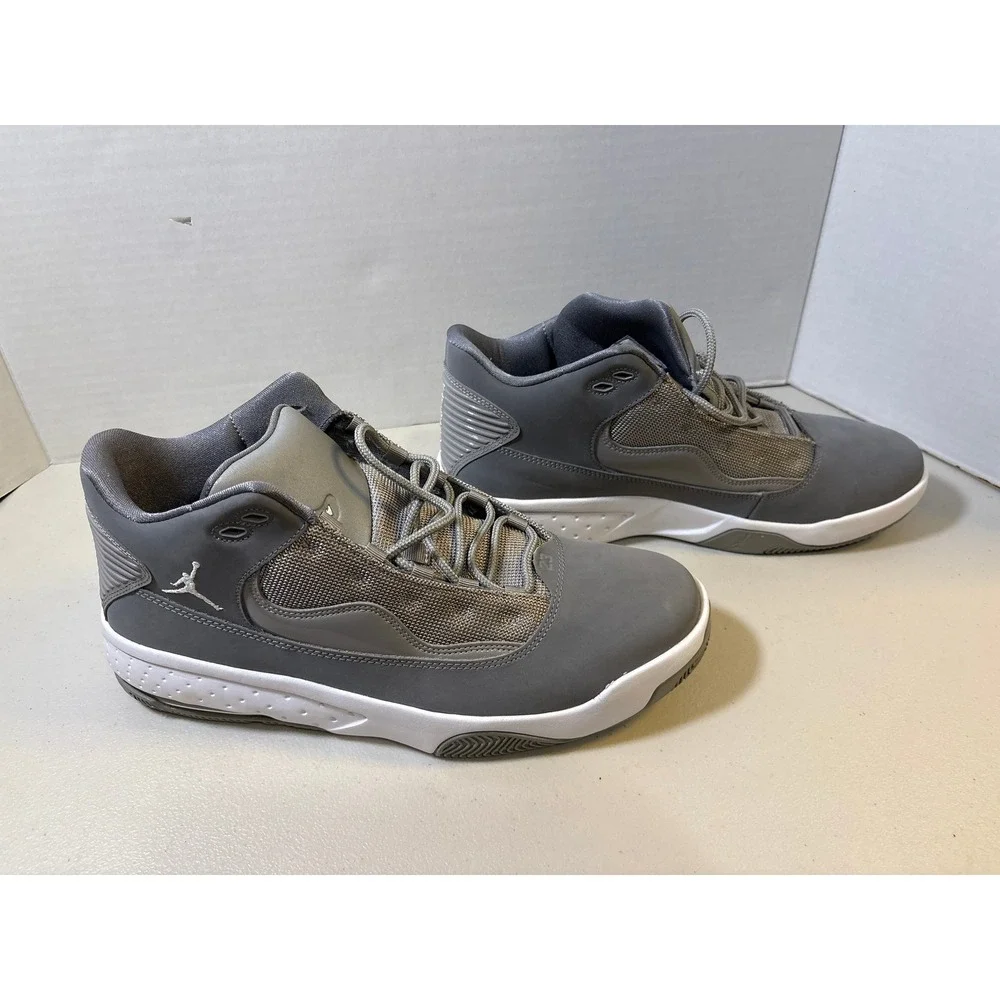 Air Jordan Retro Men's Gray Basketball‎ Shoes Size 12 no box